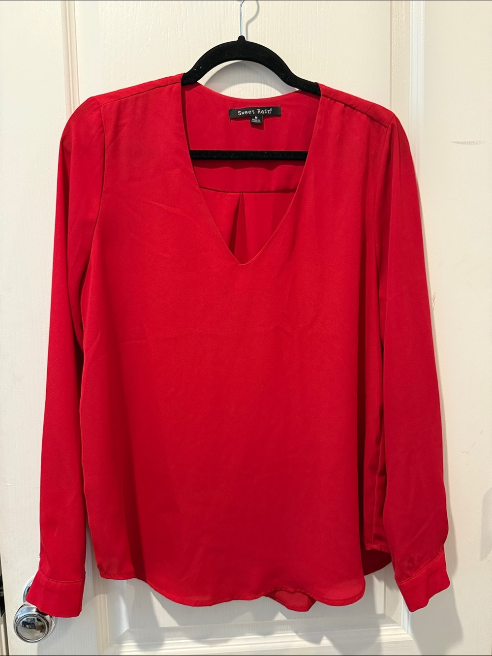 EUC Sweet Rain Bright Red V-Neck Long Sleeve Blouse